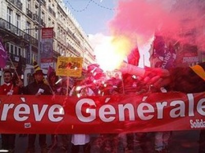 Португалия протестует против "затягивания поясов"