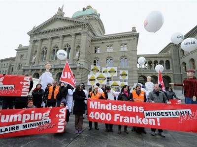 В Швейцарии может появиться МРОТ