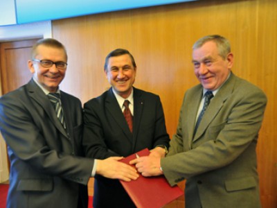 Три профсоюза гражданских служащих Вооруженных Сил России объединятся в один