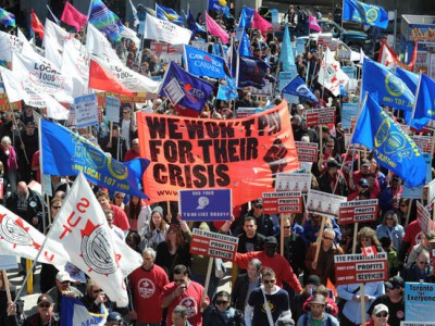 Жители Торонто вышли на митинг против антисоциальных реформ продвигаемых мэром города и его командой