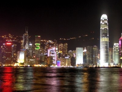 Гонконг: заработок вырастет у всех, кроме мигрантов