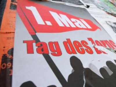 Первомай шагает по планете