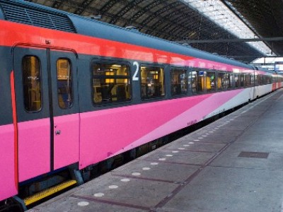 Голландские транспортники проведут серию стачек в июне