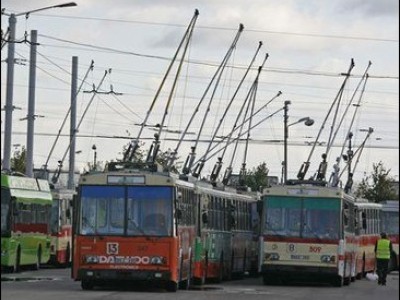 Уволенные водители троллейбусов объявили голодовку