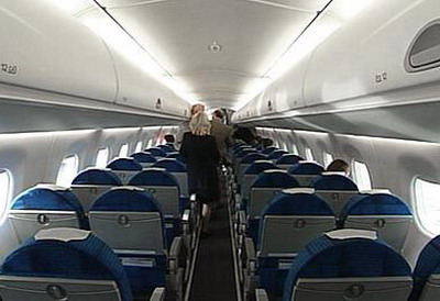 Более 10 тысяч пассажиров не могут улететь: уже сутки в Финляндии бастуют стюардессы