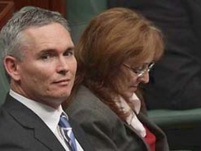 Экс - профлидера обвиняют в растрате профсоюзных средств на любовь женщин и народа