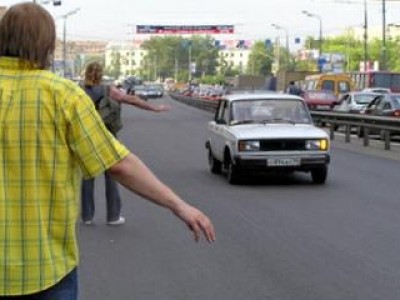 В столице работают порядка 40 тысяч нелегальных извозчиков