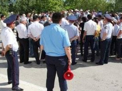 В Казахстане продолжается война против профактивистов