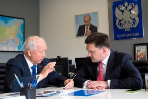 Сотрудникам основного производства Почты России повысят зарплату