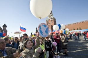 Первая рабочая неделя мая продлится два дня