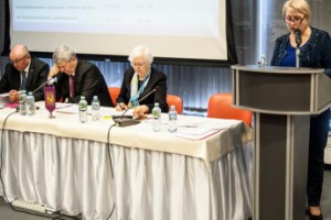 Майский град