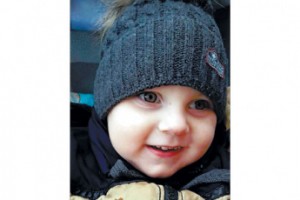 Ребенок страдает от тяжелых травм