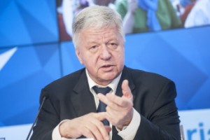 Профсоюзы настаивают на едином подходе при формировании пенсий рабочих и депутатов