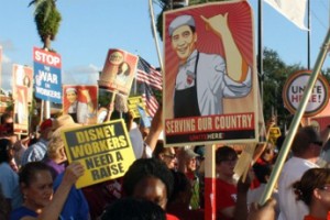 Под пятой у Микки Мауса