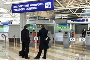 “Мелких” должников выпустят из страны