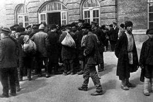 Из крестьян в пролетарии