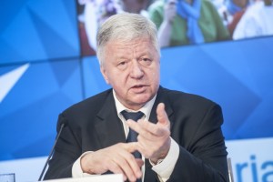 Профсоюзы намерены отказаться от «потребительской корзины»