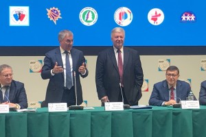 Спикер Госдумы оценил роль профсоюзов в корректировке пенсионной реформы