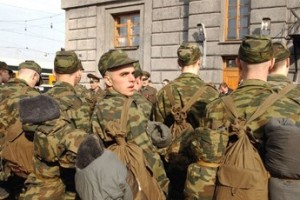 Пострадавшим срочникам увеличат компенсацию?