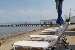 Почти половина россиян отказывается от отпуска из-за нехватки денег