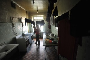 По “теории малых дел”...