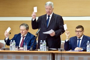 От сюрреализма к централизму