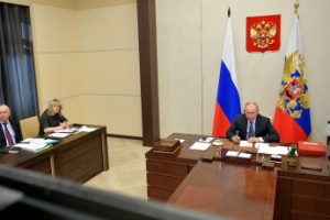 Путин дал поручения правительству в связи с пандемией