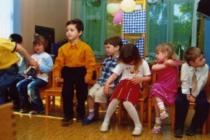 Малоимущих родителей предлагают освободить от платы за детский сад