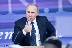 Оклады госслужащих проиндексируют на 3%