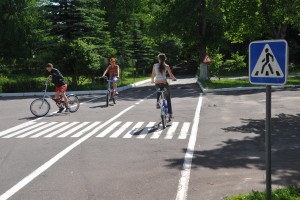 Депутаты Госдумы предложили дать отпуск родителям школьников на время каникул