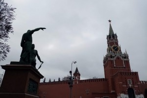 Кремль пообещал обойтись без полного локдауна