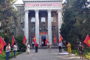 Курс на диктатуру