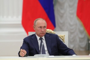 Президент РФ подписал закон об удаленной работе