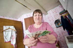 Пенсионерам и бизнесменам продлят отсрочку по выплате долгов