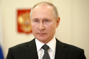 Путин потребовал доложить о ситуации с зарплатами бюджетников