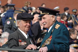 Ветераны войны ко Дню победы получат по 10 тыс. рублей