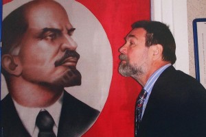 Мальчик из рабочей семьи