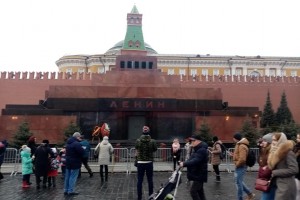 Жить на пенсии россияне хотели бы в Москве и Санкт-Петербурге