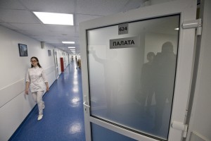 Профсоюзы показали трудовые будни костромской медсестры