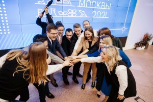 Молодым - и дорога, и почет