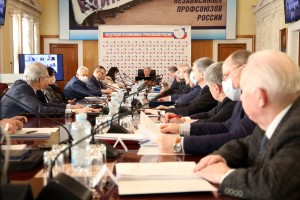 Первичкам протрубили сбор