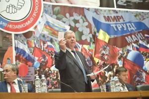 Шмаков: представители работников должны участвовать в национализации предприятий