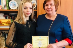 Студентке Лесопромышленного техникума вручили стипендию Рослеспрофсоюза