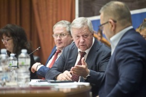 ФНПР проверит текст решения Гагаринского суда у экспертов