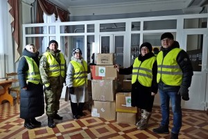 Активисты СЛПК передали вещи и продукты питания участникам СВО