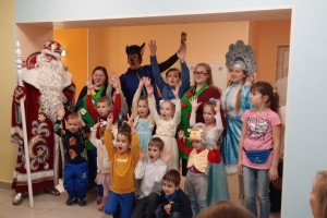 Профком самарской стоматологической поликлиники №6 помог организовать детский утренник