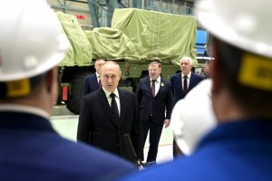 Президент дал поручение индексировать зарплаты бюджетников