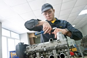 Дума упростила наем на работу подростков