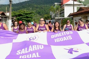 Президент Бразилии подписал закон о гарантиях равной оплаты труда мужчин и женщин