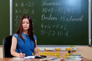 В Приморье профсоюз требует равной оплаты труда в краевых и муниципальных учреждениях образования